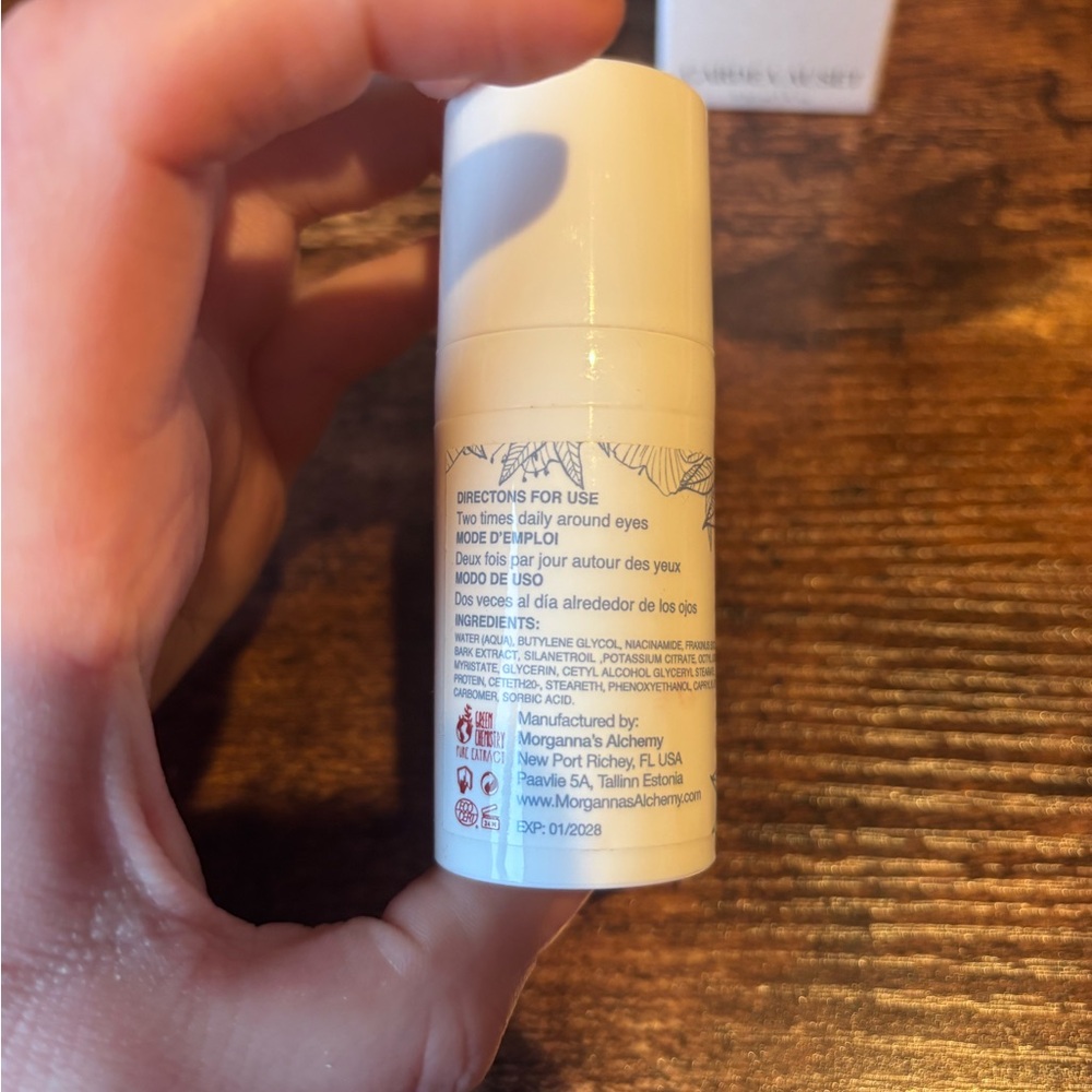 NWT Face Skincare Bundle - Picture 9 of 9